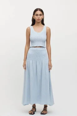 Women Friend of Audrey - Eze Shirred Linen Midi Crop Top (Sky)