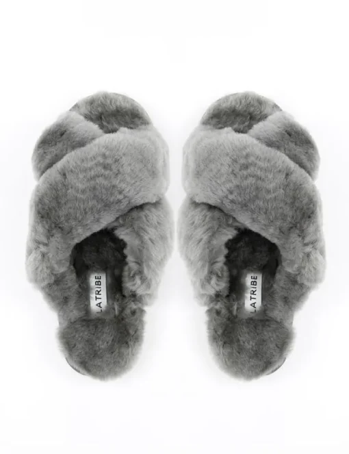 Women La Tribe - Crossover Sheepy Slipper (Charcoal)