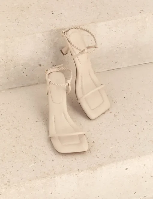 Women La Tribe - Padded Heel (Bone)
