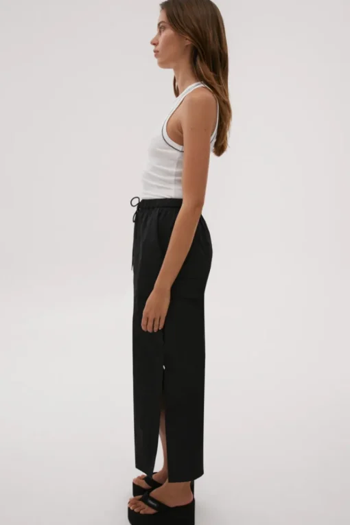 Misha Urban - BATES TANK (IVORY)