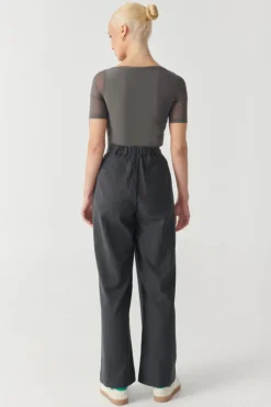 RAEF The Label - EMERY SHORT SLEEVE MESH TOP (CHARCOAL)
