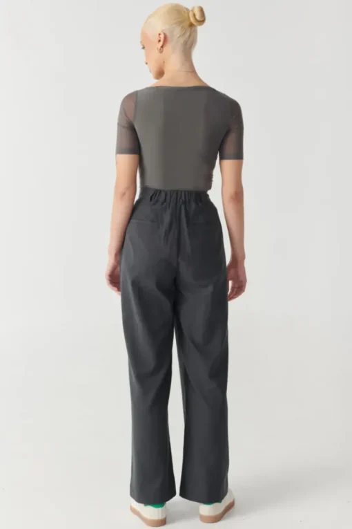 RAEF The Label - EMERY SHORT SLEEVE MESH TOP (CHARCOAL)