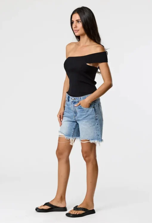 Remain - KEYA TOP (BLACK)