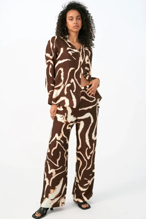 Women Sovere Studio SOVERE / STUDIO - TIDAL LONG SLEEVE SHIRT (BITTER CHOCOLATE)
