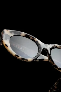 Women Vieux Eyewear - La Cite (Oreo)