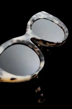 Women Vieux Eyewear - La Cite (Oreo)